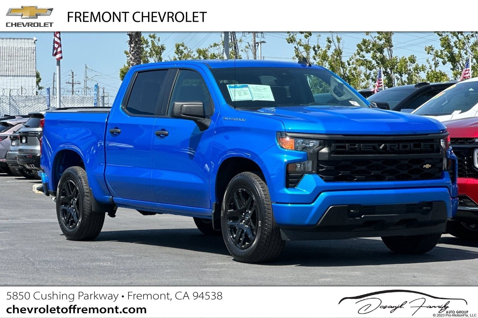2026 Chevrolet Silverado 1500 Custom in Riptide Blue Metallic — front three-quarter view